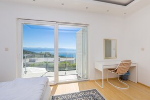 Villa | 5 bedrooms - Sv Petar in I i i (Opatija)