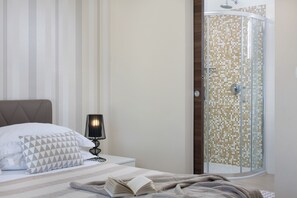 House, Smoking - Tireli in Kr an With 4 Bedrooms and 4 Bathrooms (Krsan)
