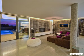 Villa | 5 bedrooms - Aria in Vi Njan With 5 Bedrooms and 4 Bathrooms (Visnjan)