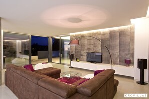 Villa | 5 bedrooms - Aria in Vi Njan With 5 Bedrooms and 4 Bathrooms (Visnjan)