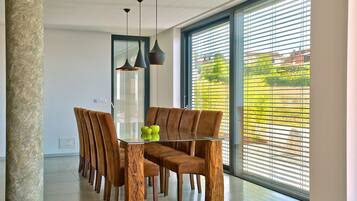 House, Smoking | 5 bedrooms