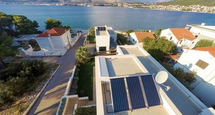 Sunce in Okrug Gornji