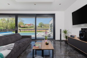 Villa | 2 bedrooms - Alison Labin in Zupanici (Sveta Nedelja)