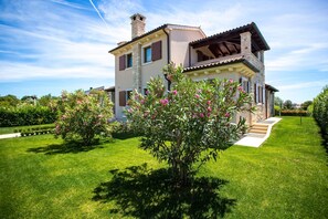 Villa | 4 Schlafzimmer