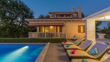 House, Smoking | 5 bedrooms