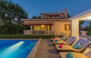 House, Smoking - Rosa in Labin With 5 Bedrooms and 5 Bathrooms (Labin)