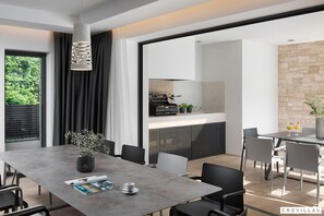 House, Smoking | 4 bedrooms - Eden in Li Njan With 4 Bedrooms and 4 Bathrooms (Liznjan)