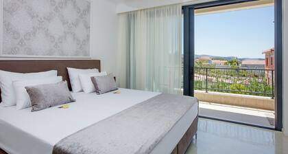 Spuga in Brodarica With 4 Bedrooms and 4 Bathrooms