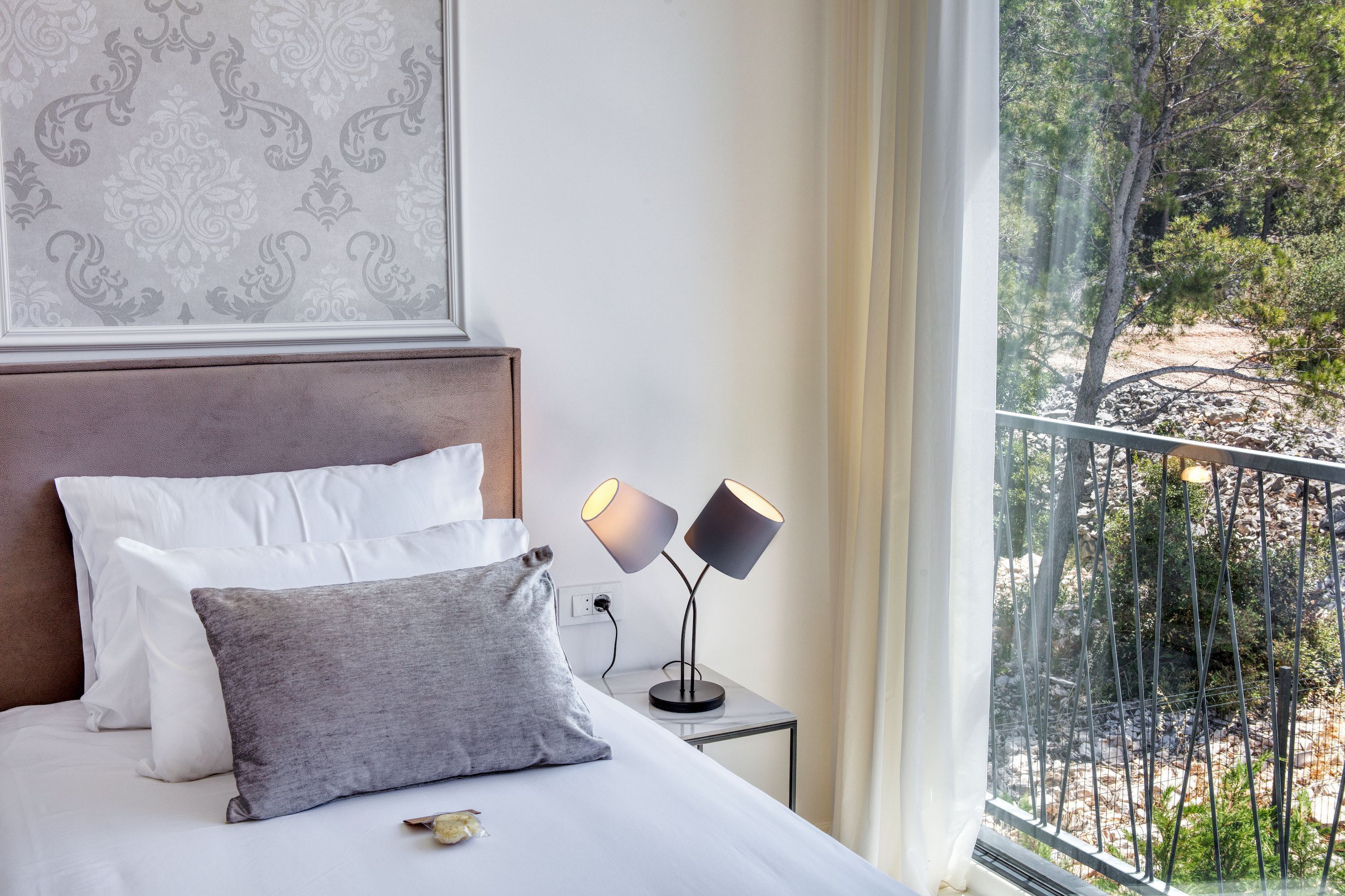 4 عدّة غرف نوم