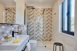 House, Smoking | 4 bedrooms