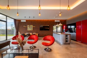 Villa | 4 bedrooms - C in Li Njan With 4 Bedrooms and 4 Bathrooms (Liznjan)