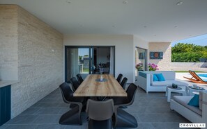 House | 4 bedrooms - Valin in Krnica With 4 Bedrooms and 4 Bathrooms (Marcana)