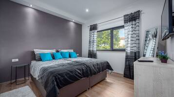 House, Smoking | 4 bedrooms