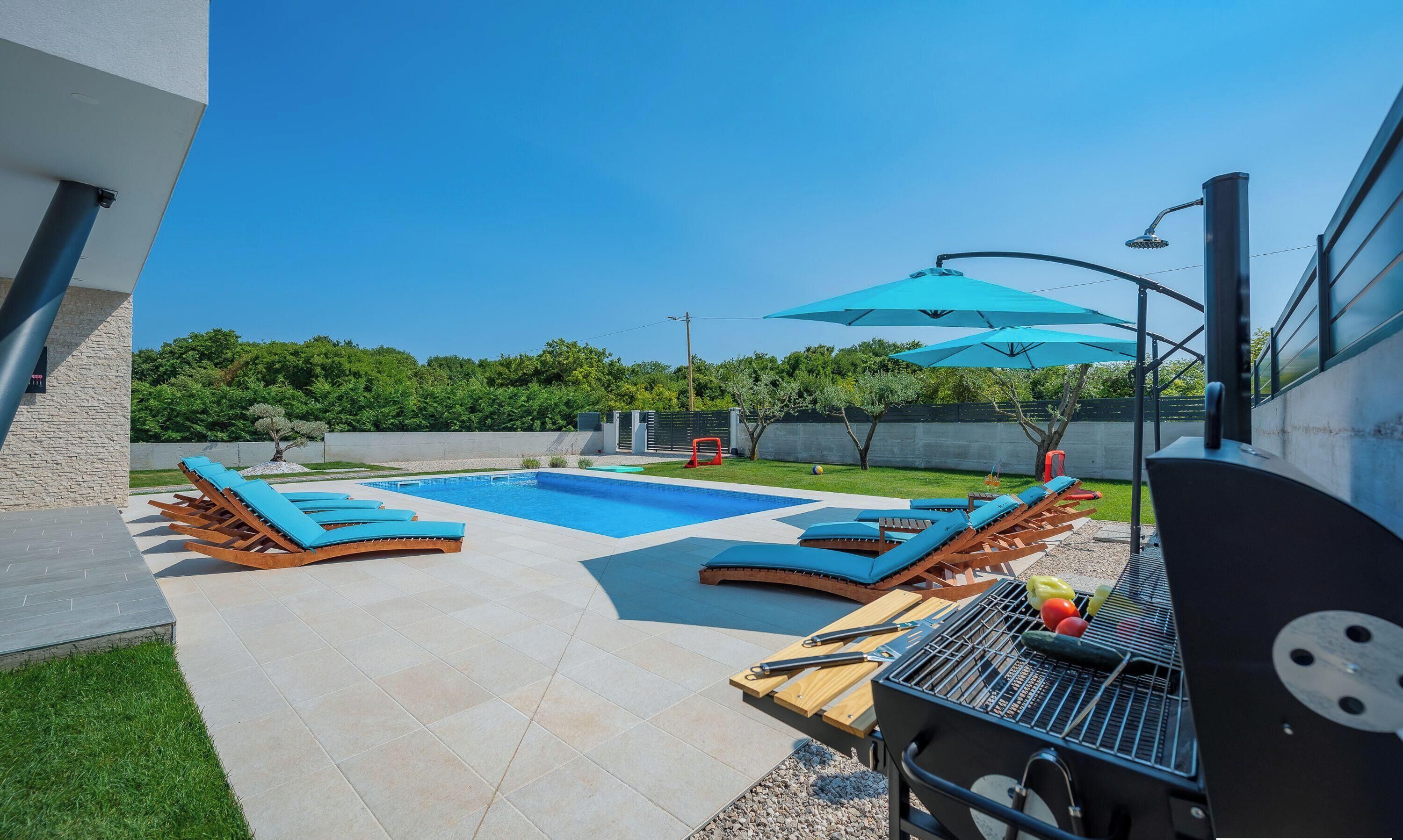 4 عدّة غرف نوم