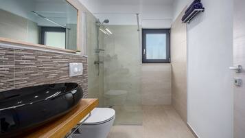 House, Smoking | 4 bedrooms