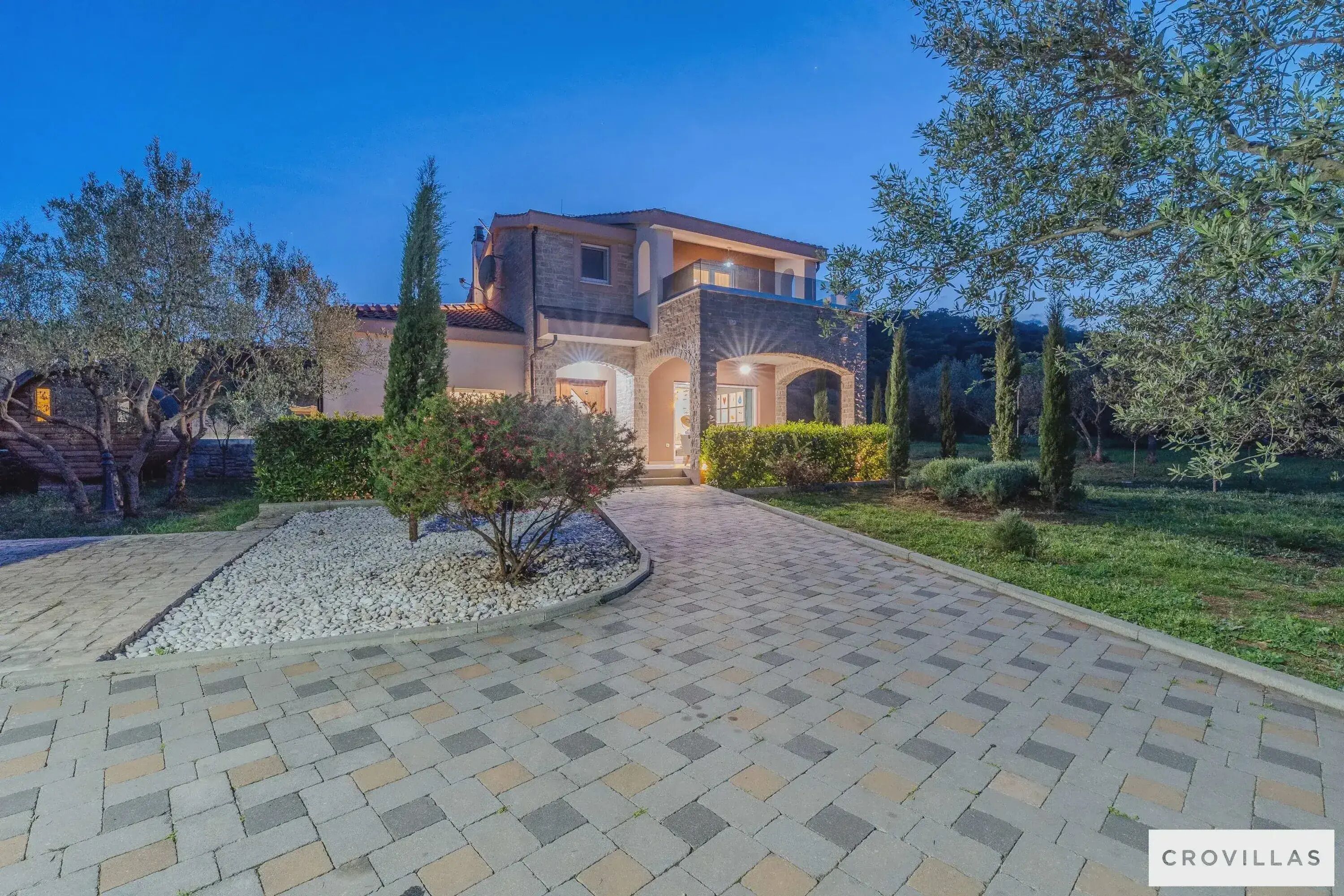 3 عدّة غرف نوم