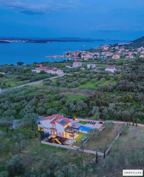 3 عدّة غرف نوم