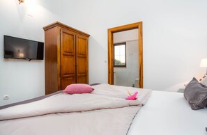 Casa, fumadors | 3 dormitoris 