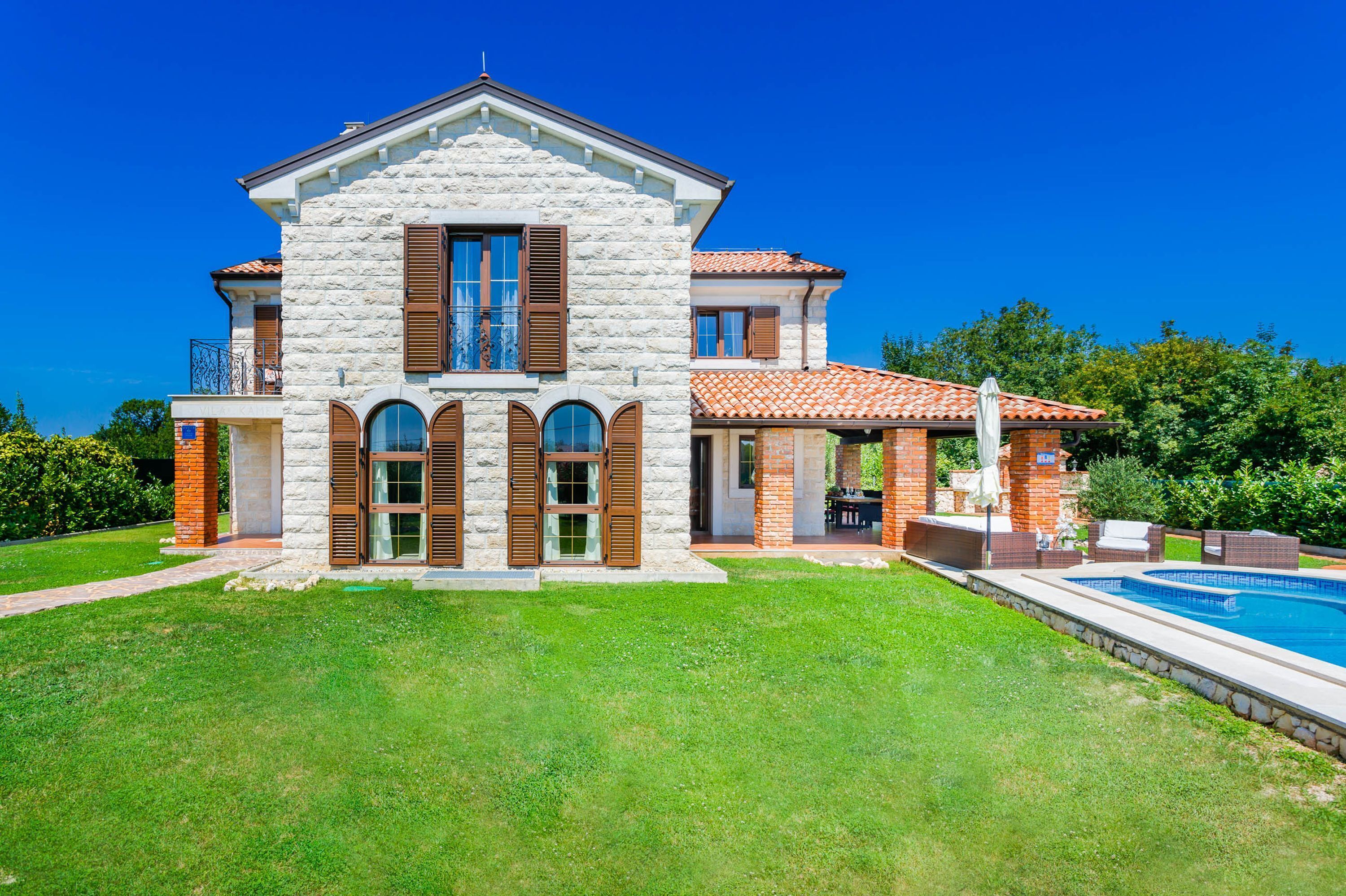 3 عدّة غرف نوم