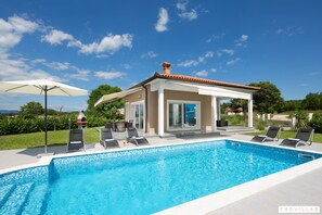 Villa | 3 dormitorios