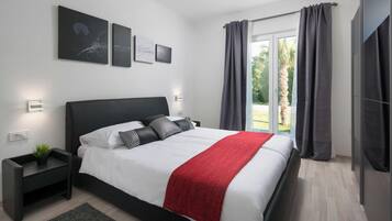 House, Smoking | 3 bedrooms