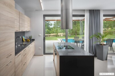 斯維提佩塔爾 Helios 飯店