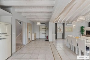 Villa | 4 bedrooms - Monet in Svetvin Enat (Svetvincenat)