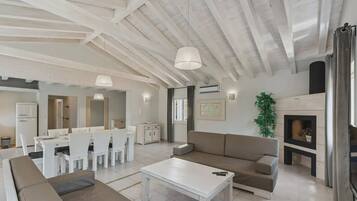 House, Smoking | 4 bedrooms