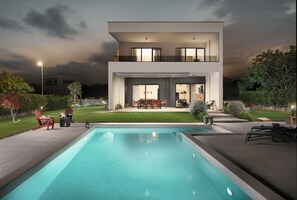 Villa, Smoking | 4 bedrooms - Zen in Pula With 4 Bedrooms and 3 Bathrooms (Medulin)