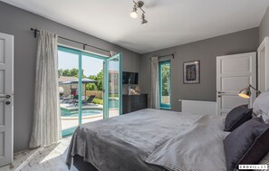 Villa | 4 bedrooms - Desire in Jur i i With 4 Bedrooms and 4 Bathrooms (Svetvincenat)