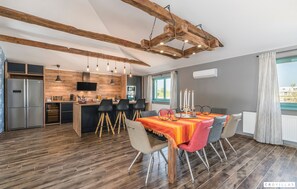 4 bedrooms - Desire in Jur i i With 4 Bedrooms and 4 Bathrooms (Svetvincenat)