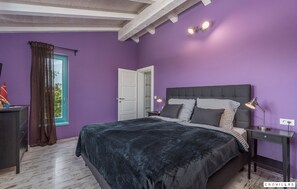 Villa | 4 bedrooms - Desire in Jur i i With 4 Bedrooms and 4 Bathrooms (Svetvincenat)