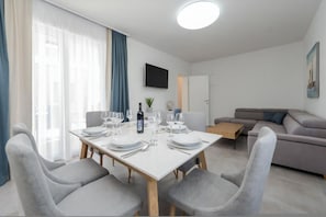 House, Smoking | 2 bedrooms