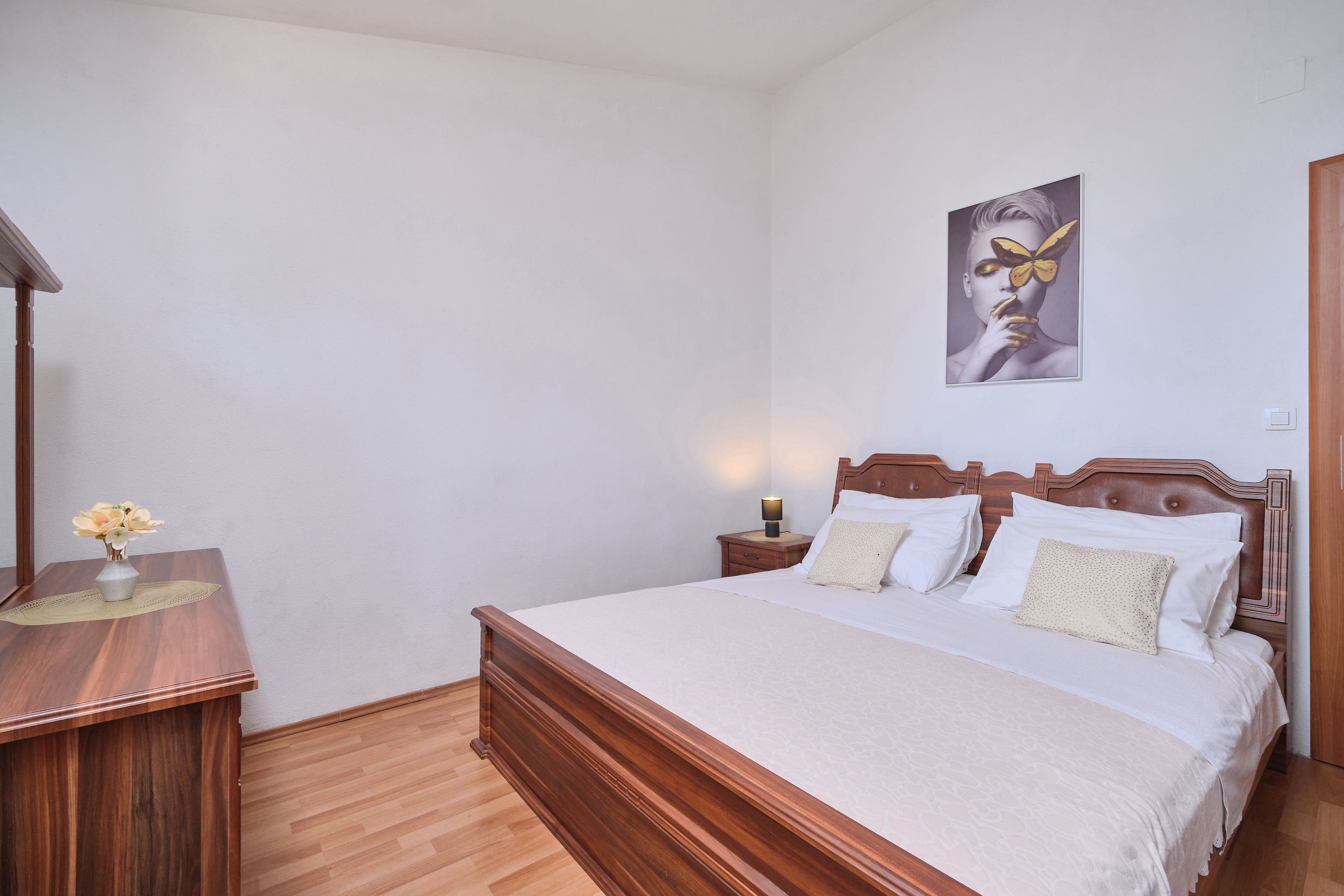 2 عدّة غرف نوم