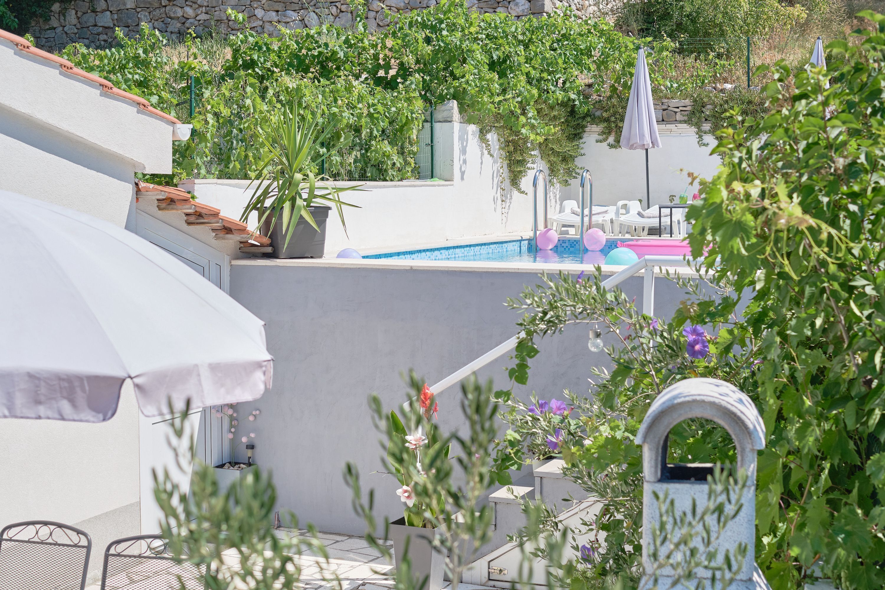 2 عدّة غرف نوم