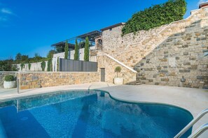 Villa - Monte in Momjan With 4 Bedrooms and 4 Bathrooms (Buje)