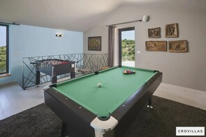 Villa | 4 bedrooms - Monte in Momjan With 4 Bedrooms and 4 Bathrooms (Buje)