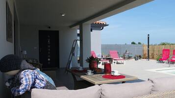 House, Smoking | 2 bedrooms