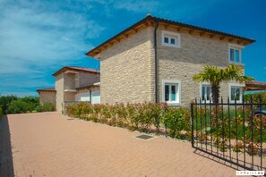 Villa | 4 Schlafzimmer