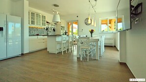 Unclassified image, 5 of 50, button - Lume in Tar-vabriga With 4 Bedrooms and 4 Bathrooms (Tar-Vabriga)