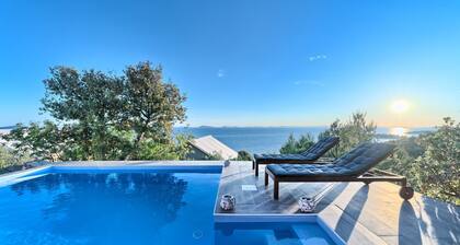 Lux IV in Murter With 2 Bedrooms and 1 Bathrooms