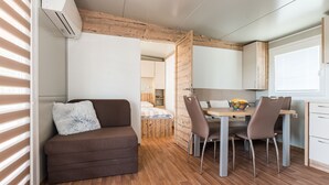 Unclassified image, 5 of 23, button - Mobile Home M2 in Tisno (Tisno)