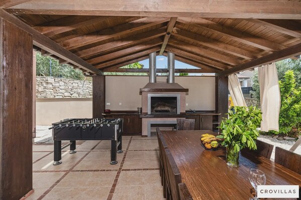 Villa | 5 bedrooms - Dali in Svetvin Enat (Svetvincenat)