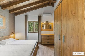 Villa | 5 bedrooms - Dali in Svetvin Enat (Svetvincenat)