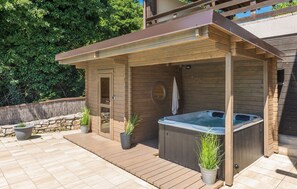 Villa | 5 bedrooms - Dali in Svetvin Enat (Svetvincenat)