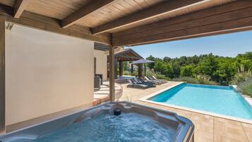 House, Smoking | 5 bedrooms