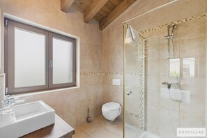 House, Smoking | 5 bedrooms