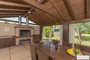 House, Smoking | 5 bedrooms - Dante in Svetvin Enat (Svetvincenat)