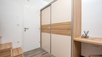 House, Smoking | 3 bedrooms