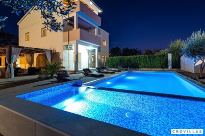 Luce in Zadar With 4 Bedrooms and 4 Bathrooms